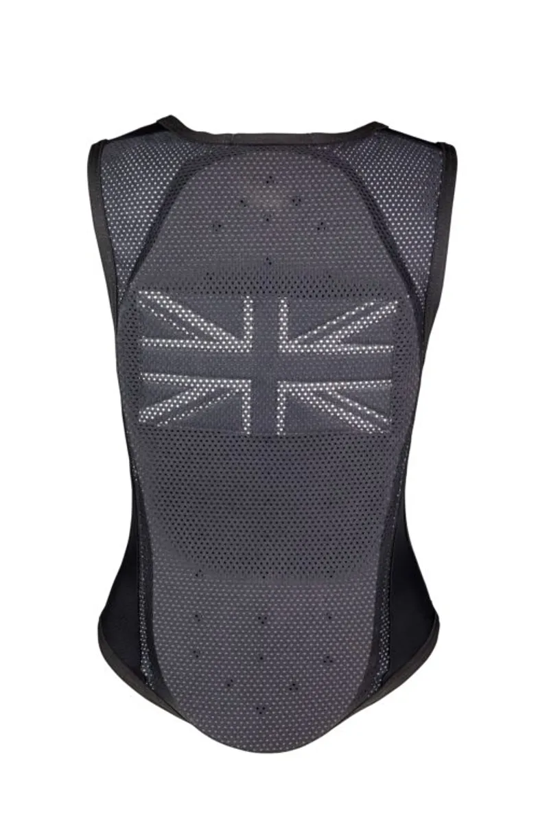 Champion Sculpt Back Protector - BLACK 