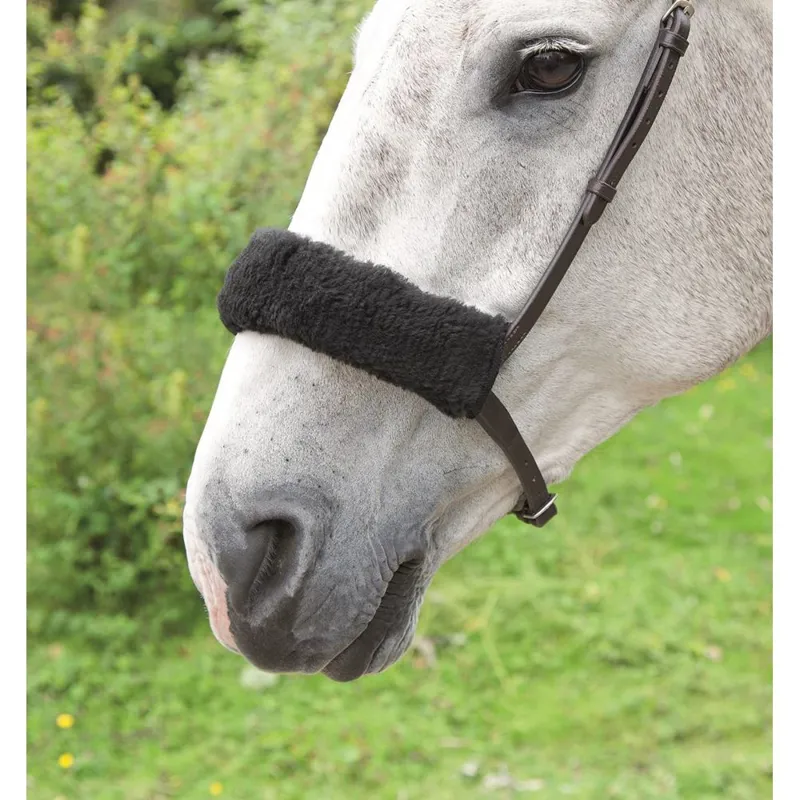 Shires Acrilan Noseband Sleeve BLACK one size