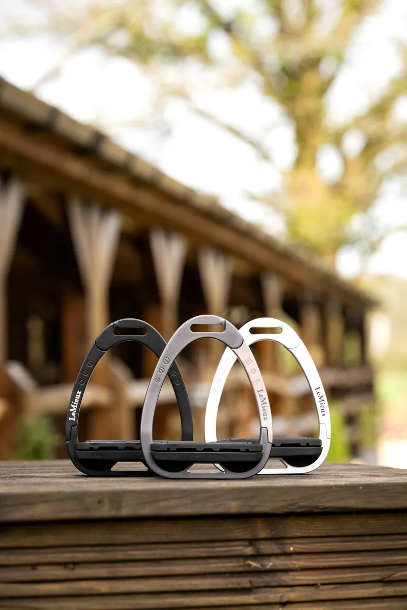 LeMieux Junior Vector Balance Stirrup - ALUMINIUM - One SIze-4