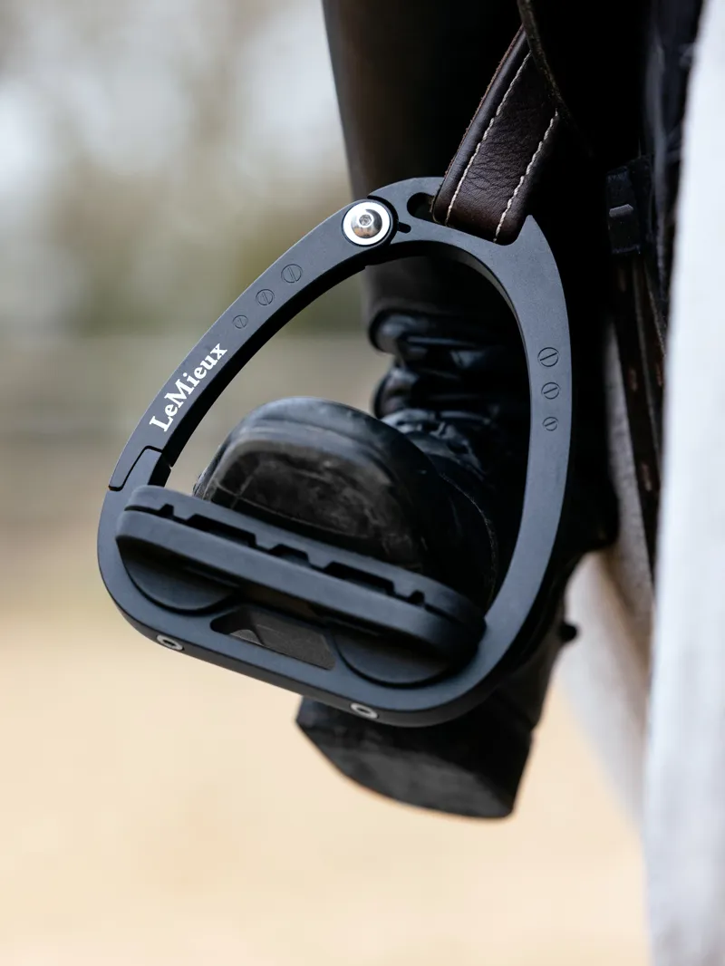 LeMieux Junior Vector Balance Stirrup - BLACK - One SIze-4
