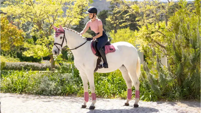 LeMieux Loire Classic GP Square - PEONY -2