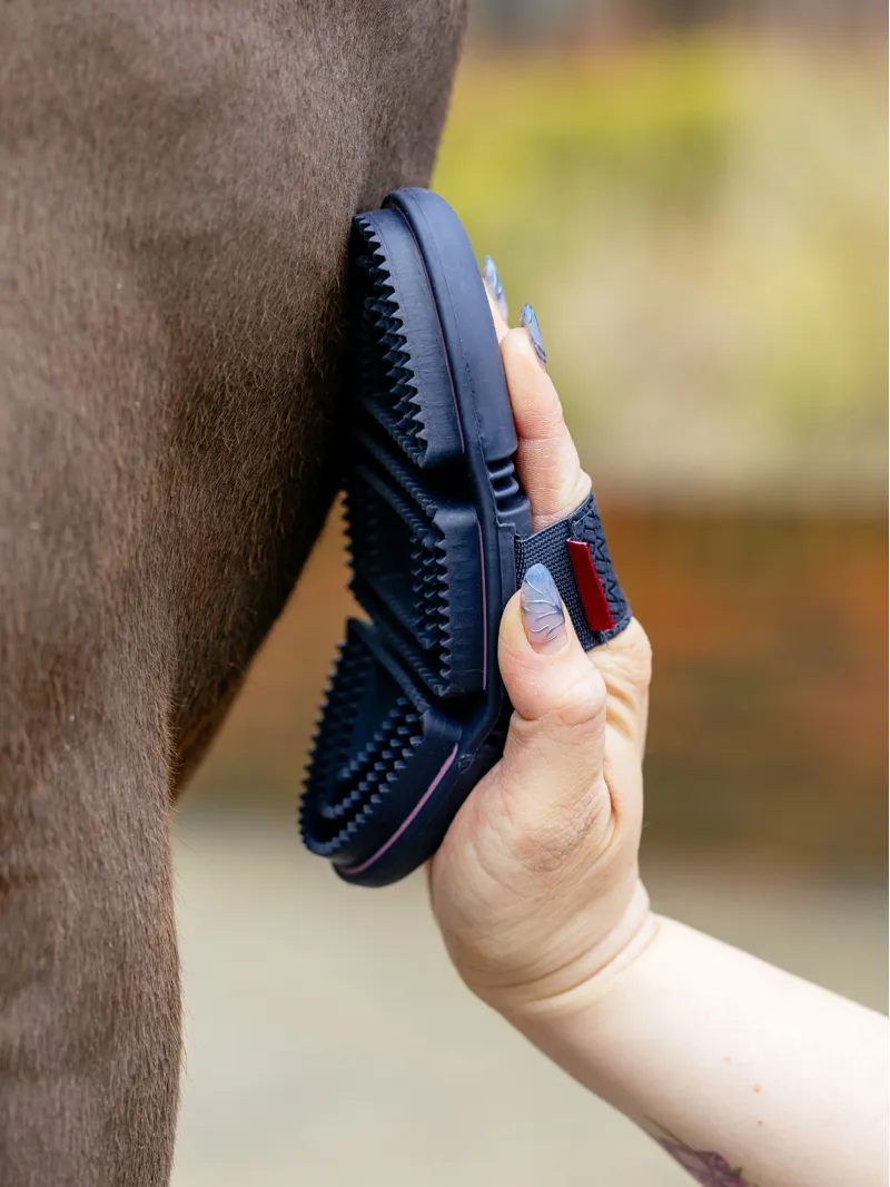 LeMieux Flexi Curry Comb - PEONY - One Size -1