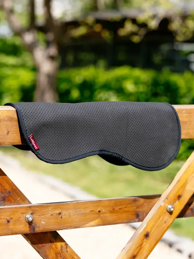 LeMieux Non-Slip Half Pad - BLACK -2