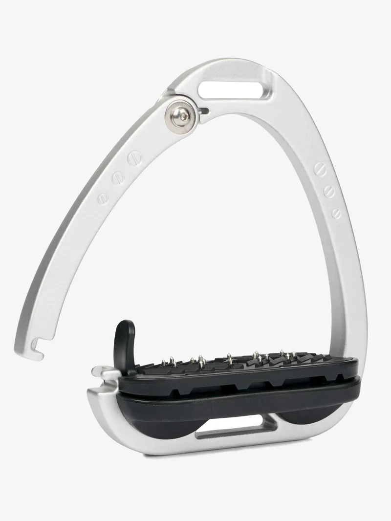 LeMieux Vector Balance Stirrups - Aluminium-1