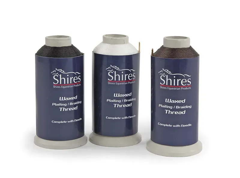 Ezi-Groom Plaiting Thread Reel in White